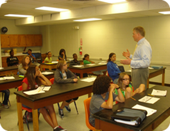 Picture Picture of Best Lawyers, David M. Lowe, St. Robert, Fort Leonard Wood, Missouri, teaching about the judicial system at Waynesville Middle School